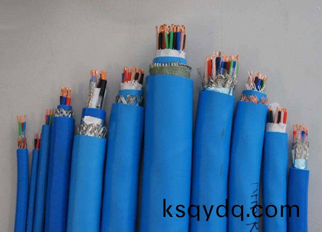 計算(suan)機電(dian)纜(lan)